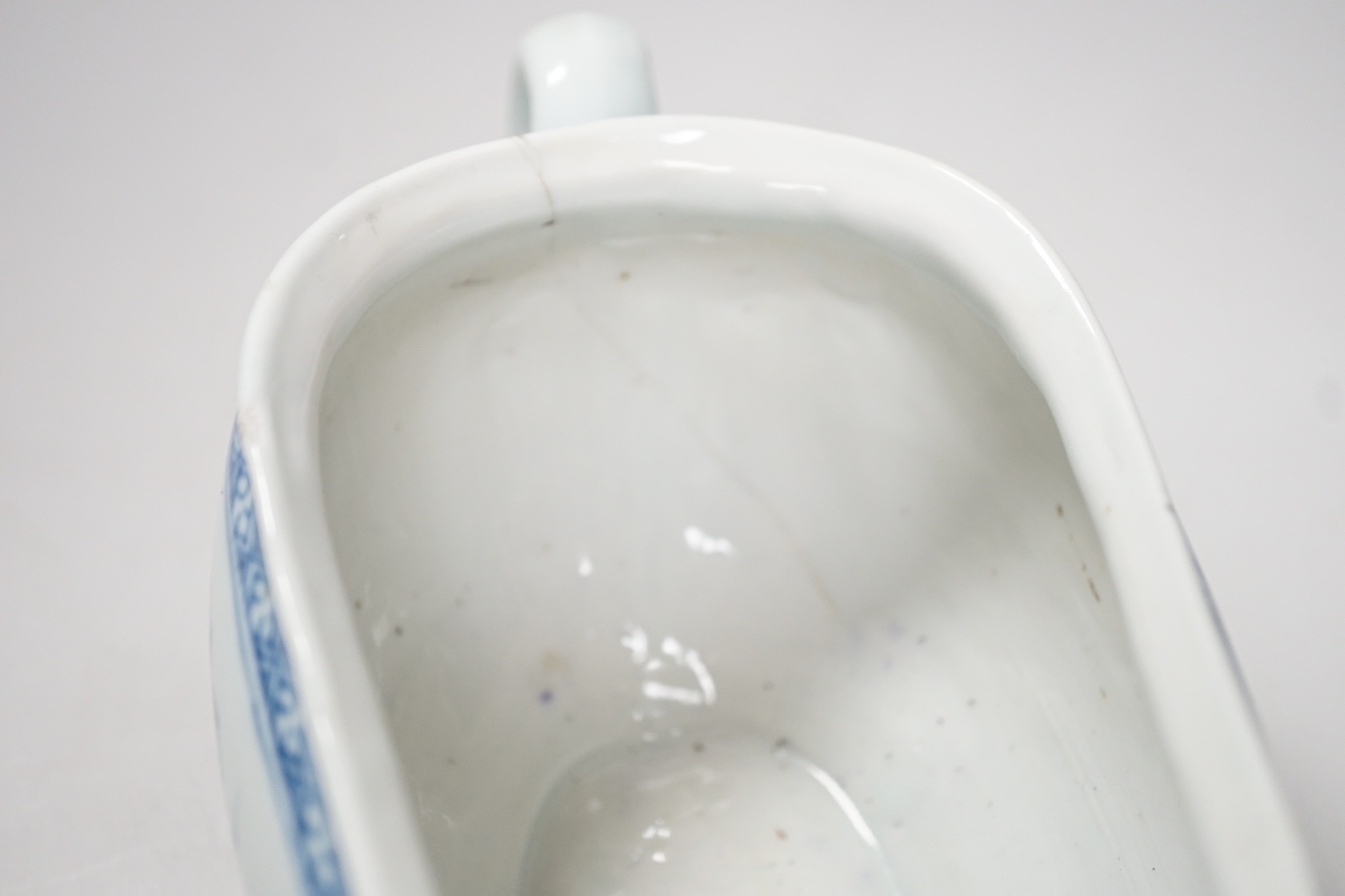 An 18th century Chinese export blue and white porcelain bordalou. 22cm wide